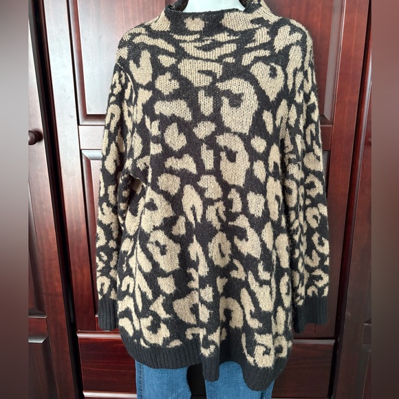 TWO PACK Animal Print Mock Neck Sweaters in GRAY and BLACK/TAN - Picture 6 of 16